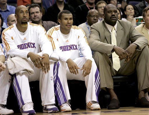 donk：chopper发高烧回合间只能闭眼休息，他真的燃尽了（donk称：chopper高烧，回合间只能闭眼休息，已彻底燃尽）