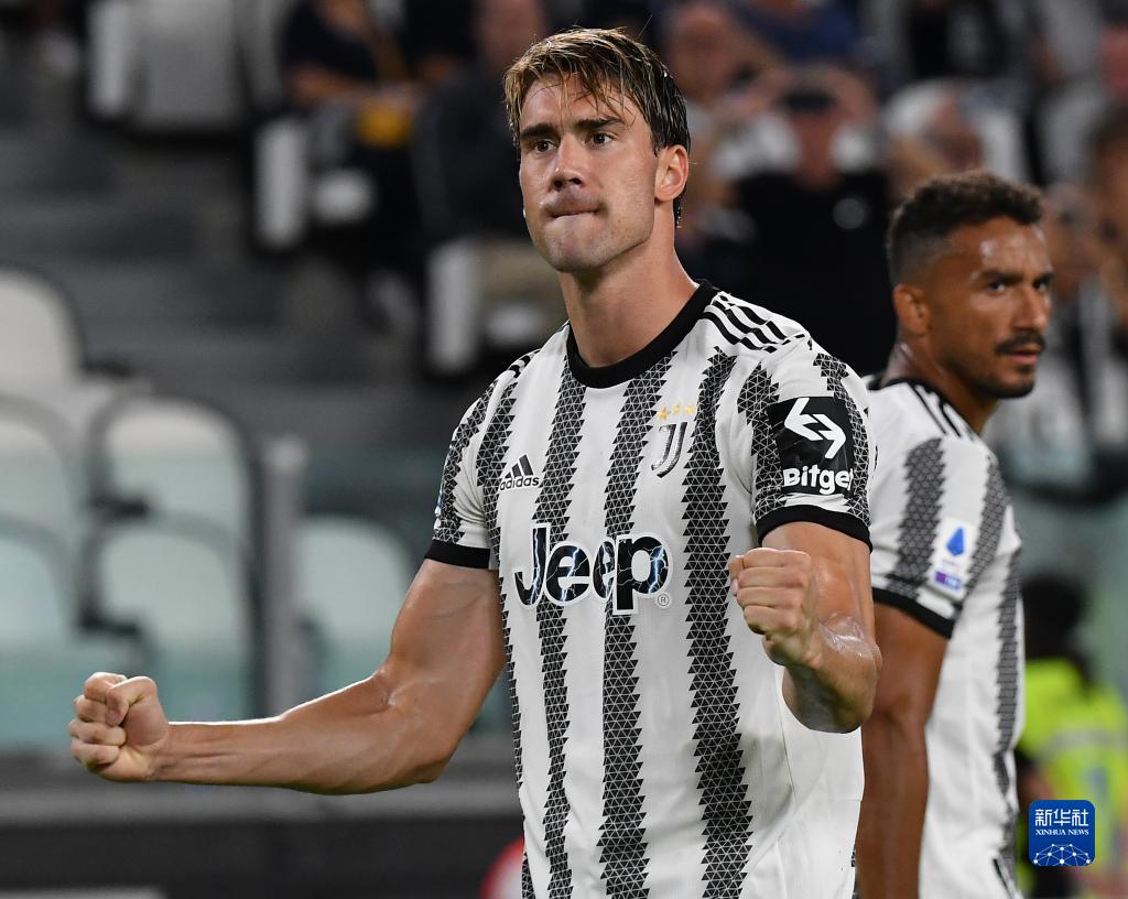 官方：勒诺尔芒左膝初步检查结果不乐观，将进行下一步评估（官方通报：勒诺尔芒左膝初检情况不佳，将进一步评估）