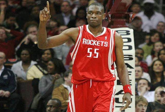 巴特勒上半场展现高效表现，引领球队得分潮（巴特勒上半场效率爆棚，率队掀起得分狂潮）