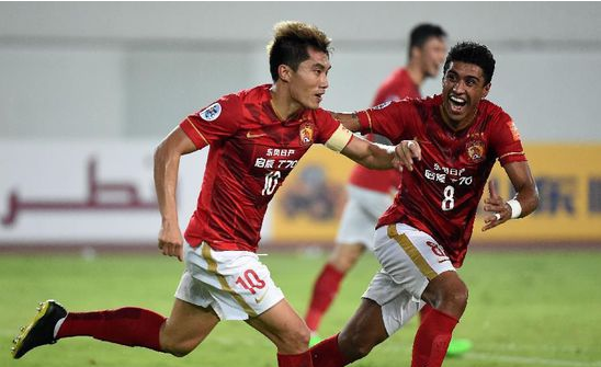 拒绝做网红球队！曼联4-1狼队连升6名至第6 积分追平欧冠区（不当流量队！曼联4-1狼队连跳6位至第6，积分追平欧冠线）