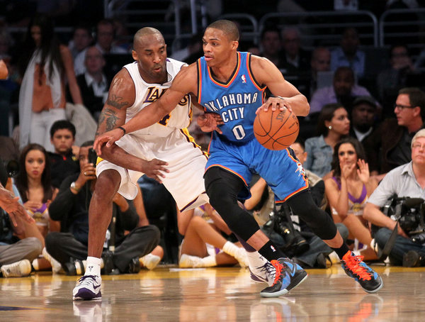 米罗单场20+15板且命中率超85%场次高居队史第一（米罗单场20分15板且命中率85%以上的次数居队史第一）