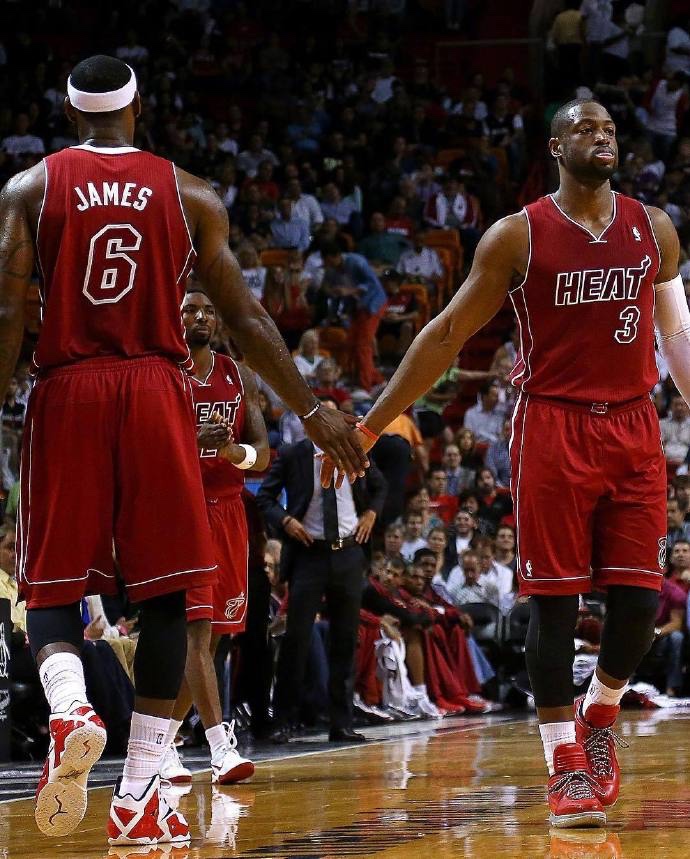 R.I.P.04年总冠军成员埃尔登·坎贝尔去世，享年57岁（2004年总冠军成员埃尔登·坎贝尔与世长辞，终年57岁）