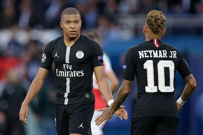 斯基拉：莫拉塔左大腿内收肌严重受伤，预计明年3月才能复出（斯基拉：莫拉塔左大腿内收肌重伤，预计明年3月方能复出）