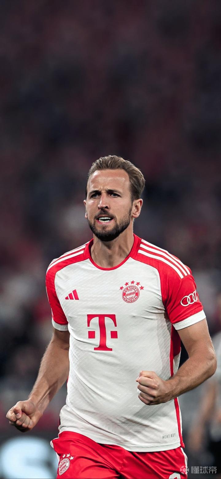 亚历山大12月场均得分和进球均联盟第1 但造犯规次数联盟第35（12月亚历山大场均得分与命中数领跑联盟，造犯规次数仅排第35位）