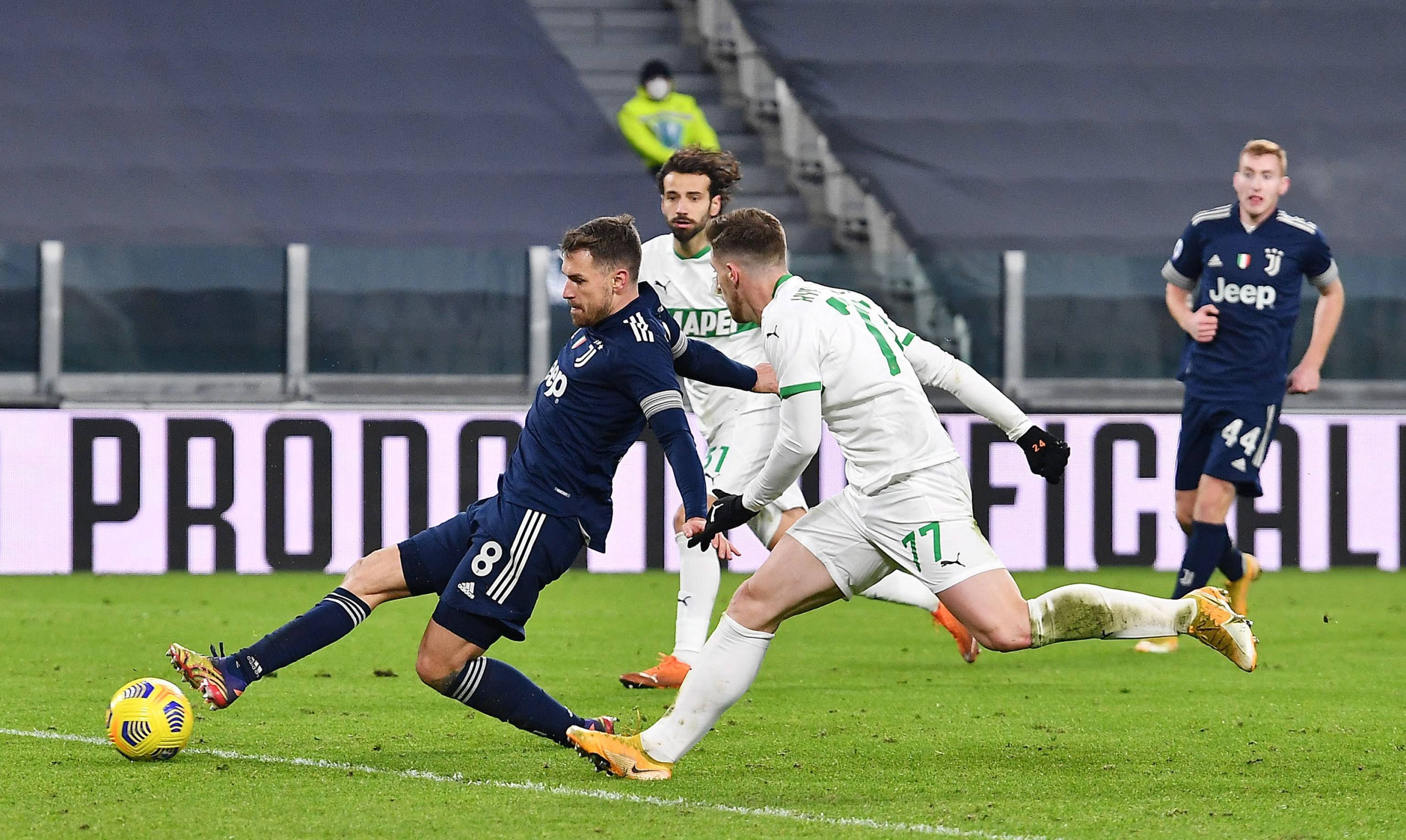 中国香港队公布省港杯名单：陈晋一缺席，孙铭谦、梁诺恒在列（省港杯中国香港队大名单出炉：陈晋一无缘，孙铭谦、梁诺恒入选）