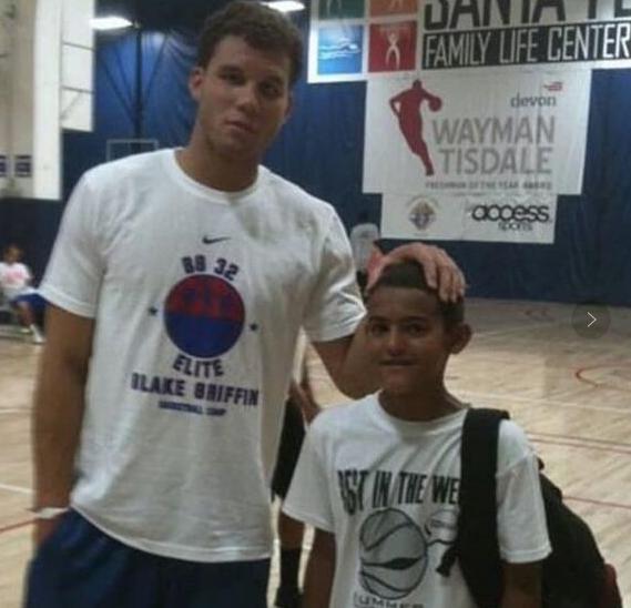 周定洋：我们全力想要赢得比赛，虽然只拿了1分但也满意（周定洋：拼尽全力争胜，虽仅取1分仍感满意）