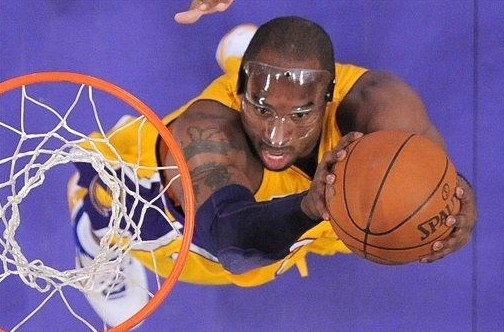 英超半场：魏费尔头球造险，布莱顿暂0-0桑德兰（英超上半场战罢：魏费尔头槌造险，布莱顿与桑德兰暂互交白卷）