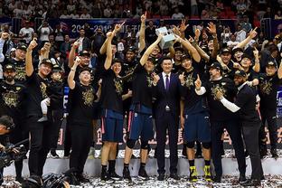 NBA新秀观察：状元秀首场表现,（NBA新秀焦点：状元首秀表现解析）