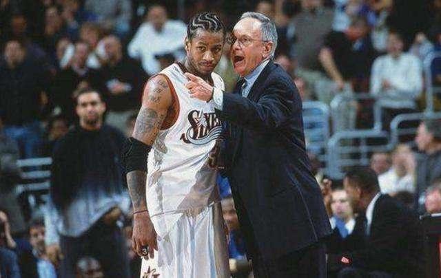 若莱万今晚进球，布鲁日将成为他欧冠中打入进球的第39个对手（莱万若今夜破门，布鲁日将成其欧冠第39个进球对手）