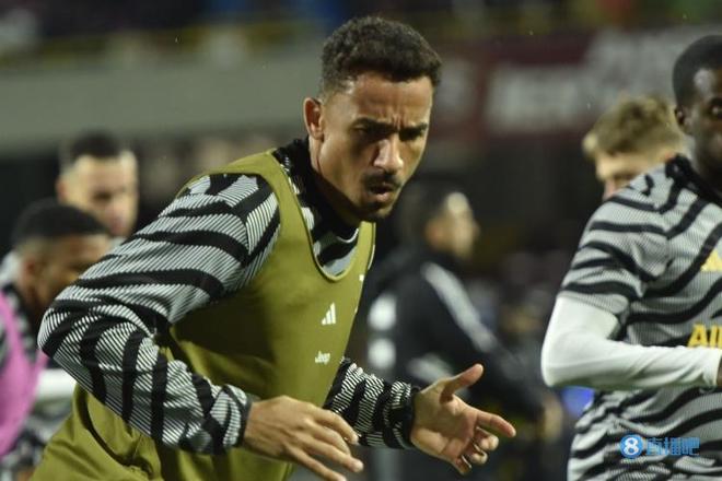 达拉博纳：03年欧冠决赛前，大因扎吉和舍瓦发生争执互相辱骂（达拉博纳：2003欧冠决赛前，皮波因扎吉与舍甫琴科爆发争吵并互相辱骂）