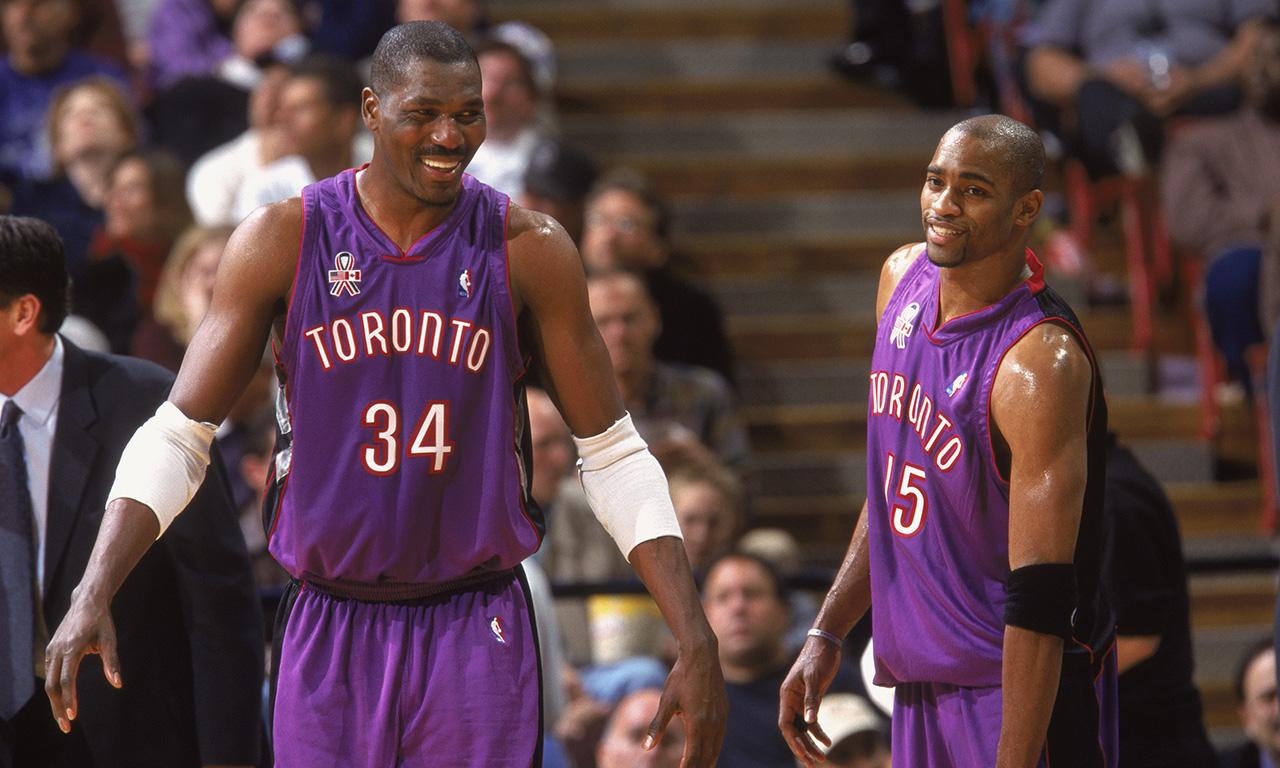 巴萨各项赛事近16比赛仅1次零封，其中15场合计丢了27球（巴萨各项赛事近16战仅1场零封，其余15场合计丢27球）